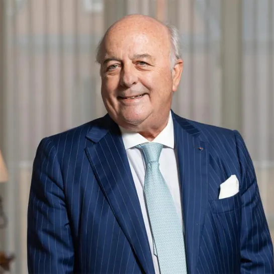 Mr Norbert Becker